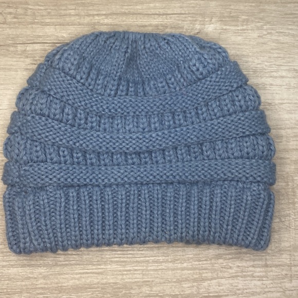 CC Beanie Bun/Ponytail Knit Hat Beanie - Picture 2 of 7